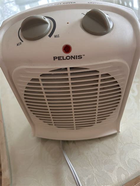 Pelonis HF 0020T 1500W 3 Speed Electric Fan Forced Space Heater White