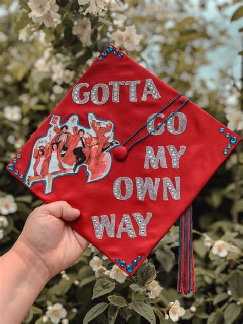 25 Amazing Graduation Cap Decorating Ideas You Ll Want To Copy