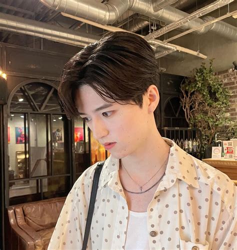 Nâng tầm phong cách cho chàng với những kiểu tóc hot trend mùa thu