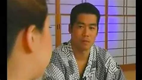 Yumi Kazama Eine Sch Ne Japanische Milf Xhamster