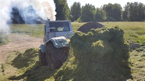 Заготовка кормов идет полным ходом и в хорошем ритме / закрытие 3 ямы ...