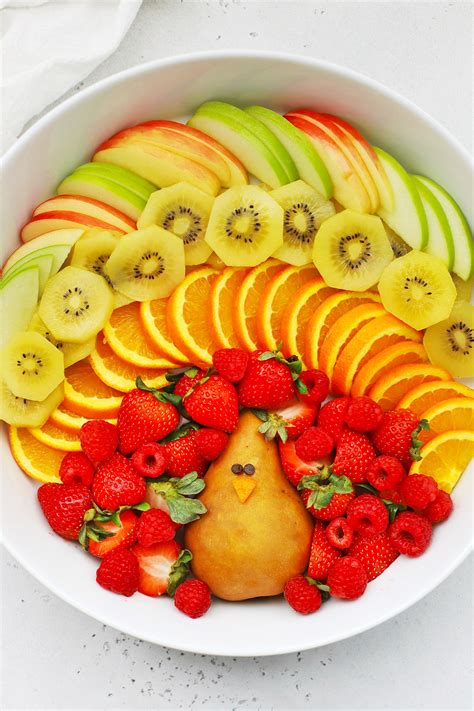 Share 124+ easy fruit salad decoration ideas best - seven.edu.vn