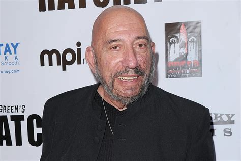 Biography and Career Retrospective of Actor Sid Haig 15