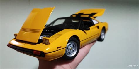 1 18 Hot wheels Ferrari 308 GTS 興趣及遊戲 玩具 遊戲類 Carousell