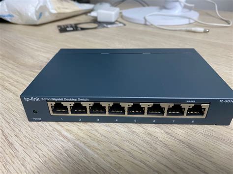 TP-link 8port gigabit desktop switch, Computers & Tech, Parts ...