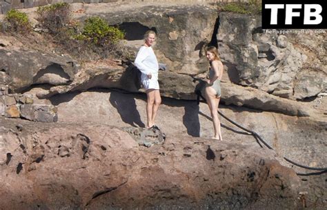 Maya Hawke Goes Nude For A Dip In St Barts Photos Onlyfans