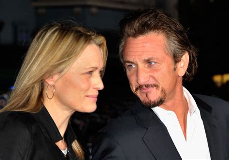 Robin Wright says ex Sean Penn is the stricter parent of their two