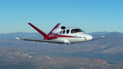 Cirrus Aircraft Apresenta O Vision Jet G Youtube