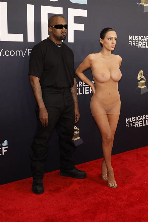 Bianca Censori Kanyewest Nude Leaks Photo TheFappening