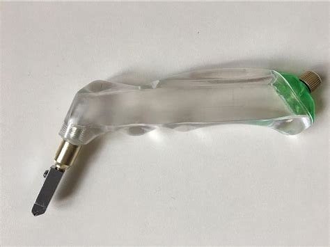 Professional Heavy Duty Pistol Grip Glass Cutter With Oil Feed