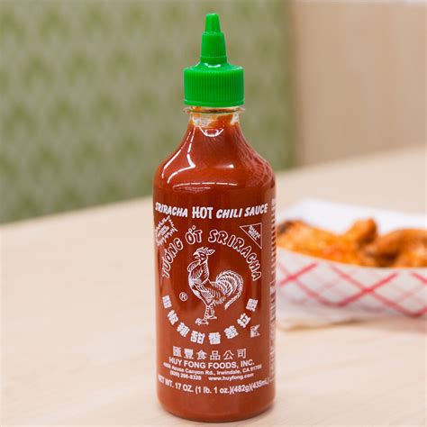 Huy Fong Oz Sriracha Hot Chili Sauce