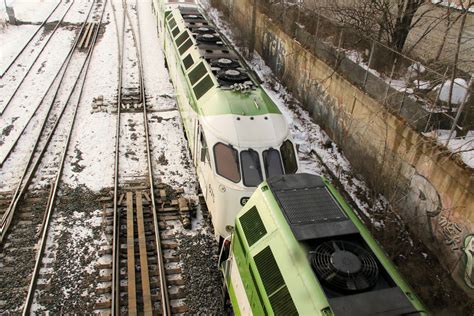 Go Transit Mpi Mp Ac Mp Ph T Ac Pushing An Flickr