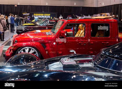 Toronto ON Kanada 21 Februar 2023 lebensgroßen Hot Wheels Fahrzeuge aus der Hot Wheels