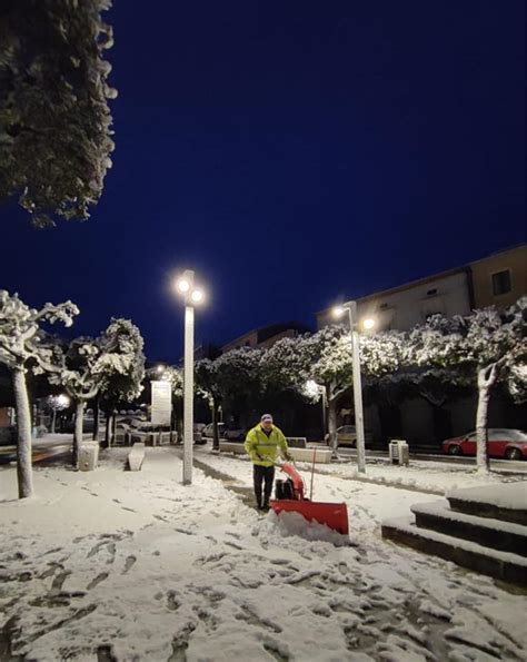 La Neve Imbianca Il Salernitano Scenari Suggestivi A Monte San Giacomo