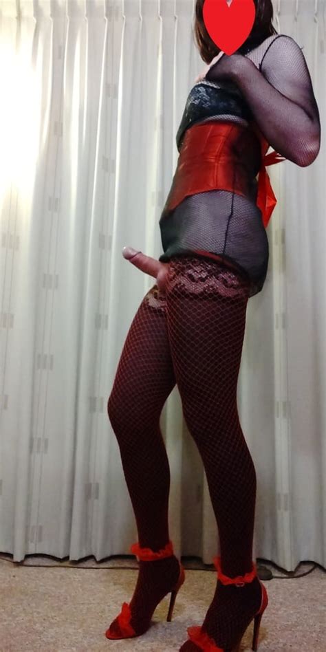 Got Horny In Fishnets And Red Corset Pics XHamster