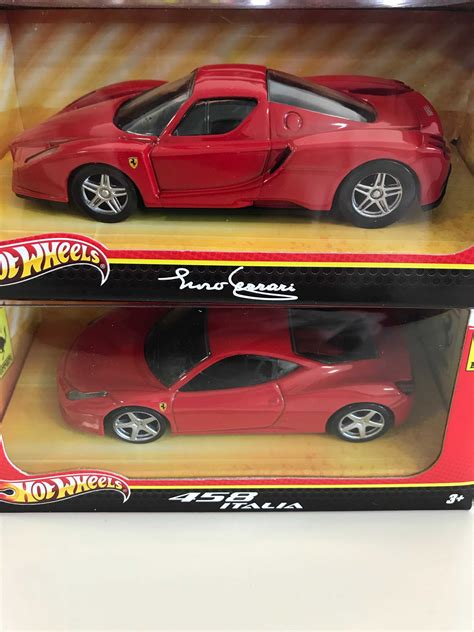 Метална колекционерска количка HOT WHEELS FERRARI мащаб 1 43 нови с Труд OLX bg