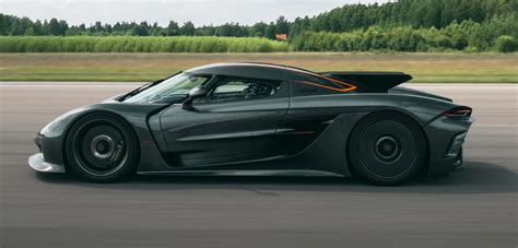 The 1600 Hp Koenigsegg Jesko Absolut Hypercar Just Crushed Four World