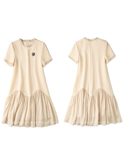 V Y U I C M U Nude Ph I B O Nh N Ti U Th V Y M