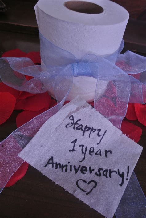 wedding anniversary gifts paper