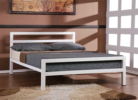 кровать дизайнерская металлическая | White metal bed, Steel bed design ...