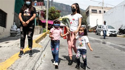 Las Fotos Del Destape De D Bora Plager En Bikini Infobae