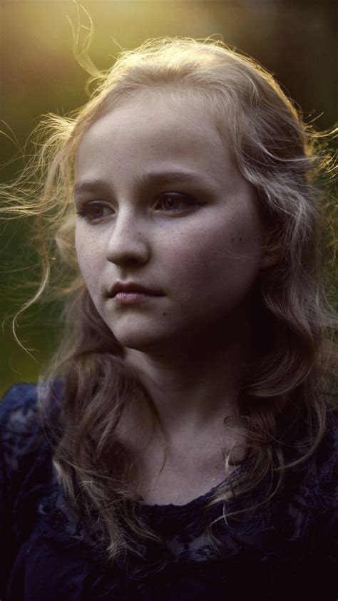 Fonds d écran Fille portrait blonde visage 1920x1200 image