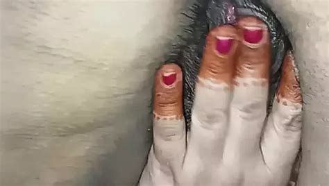 Indian Horny Housewife Orgasam And Squirts Her Juicy Tite Pussy With Big Vibrator Dildo XHamster