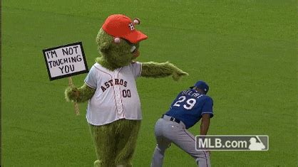 Orbit attempts to touch the head of Beltre [GIF] : r/baseball