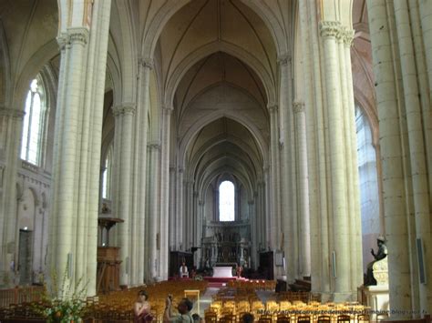 A La Découverte De Notre Patrimoine Cathédrale Saint Pierre Poitiers