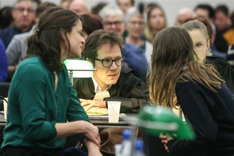 Strafpleiters Joris Van Cauter 48 Neemt Het Vaak Op Voor Beruchte