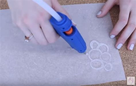 Here Are Creative Ways To Use Hot Glue That Youve Never Tried Before