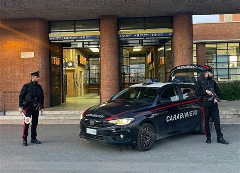 Latina Scalo Furto Di Portafoglio Sul Regionale Una Denuncia