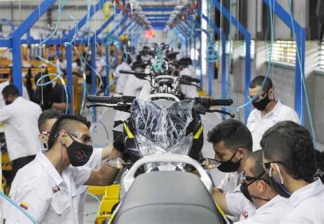 Bajaj Colombia Plant Starts Production Pulsar Dominar Discover