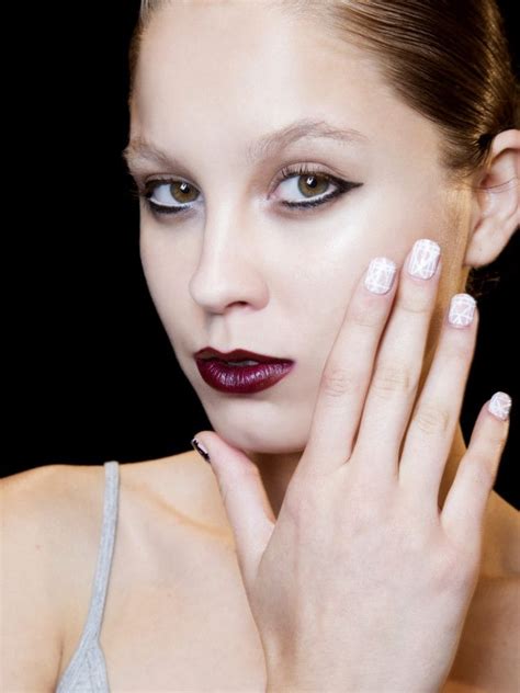Unghie Nude Tante Idee Per Una Manicure Sofisticata E Senza Tempo The Wom Beauty