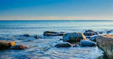 10 Stunning Lake Ontario Beaches in New York - Scenic States