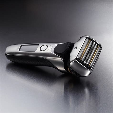 The Best Foil Shaver for Men - Hammacher Schlemmer