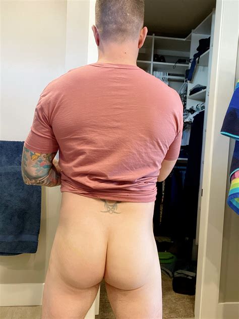 Mcdaddy On Twitter When Sir J Is Missing My Ass Badly And Needs To See It I Must Obey