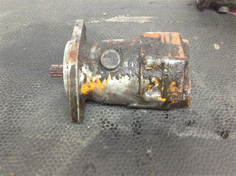 D74973 Case 1845 Hydraulic Motor For Sale