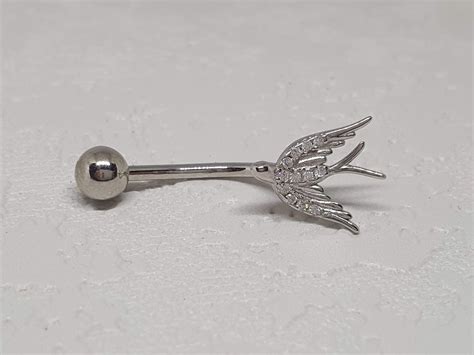 Серебряная серьга для пирсинга пупка Птичка с фианитами. ПР2Ф/2000 от ...