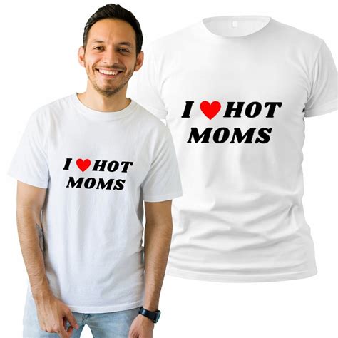 Koszulka Męska Z Nadrukiem T shirt Na Prezent I Love Hot Moms S Plexido Moda Sklep EMPIK