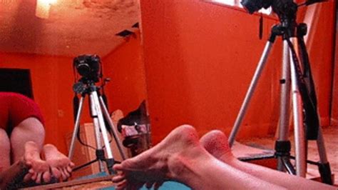2 28 18 Mirror Mirror Naked Toes Pop A Rub POV1 Part 4 Long Toe Sally Clips4sale