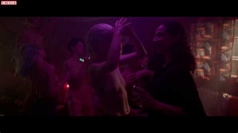 Naked Mariana Di Girolamo In Ema