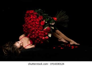 Beautiful Sexy Brunette Bouquet Red Roses Stock Photo Shutterstock