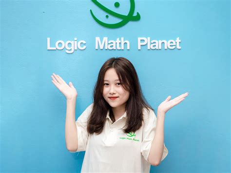 Nổi bật với vẻ đẹp tri thức điểm mặt các hot girl học bổng ĐH FPT Trường Đại học FPT