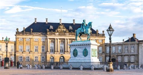 Fast Track Amalienborg Palace Museum Köpenhamn Privat Tour GetYourGuide