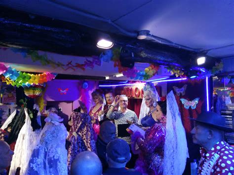 Bar Comodin 시체스의 게이 바 Travel Gay