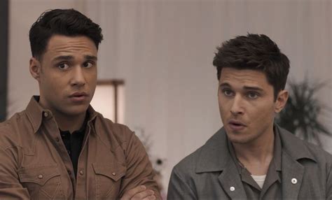 Pin On Tarlos Cute Gay Couples Cute Gay Lone Star