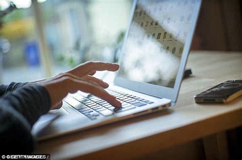 Xhamster Hackers Could Reveal The Email Addresses And Passwords Of Porn Lovers Daily Mail Online