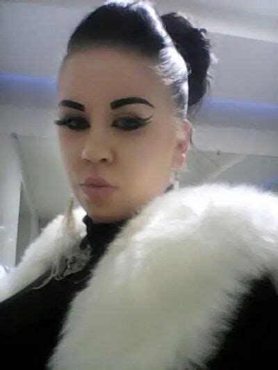 Знакомства Новосибирск, Алина, 32 - объявление девушки с фото