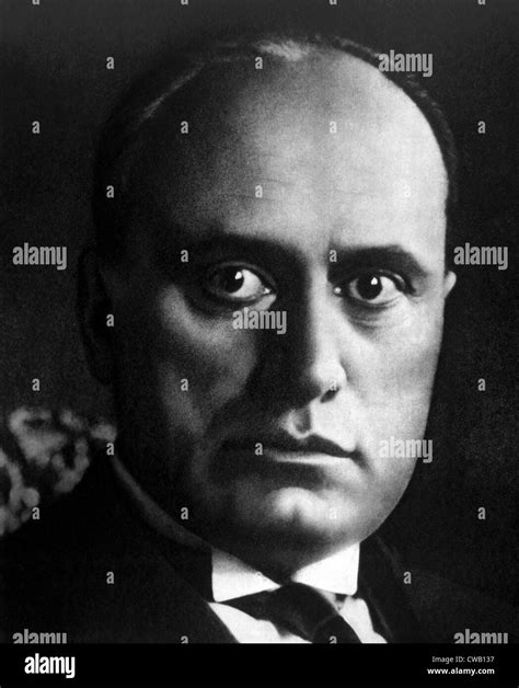 Benito Mussolini Ritratto Foto E Immagini Stock In Bianco E Nero Alamy